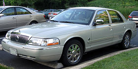 2005 Mercury Grand Marquis 30th Anniversary Edition -- 06-02-2011.jpg